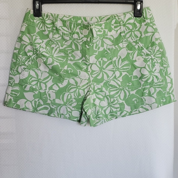 LOFT Pants - Cute Shorts for Summer !! Ann Taylor LOFT Size 10